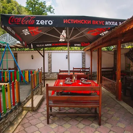 Family Mania Hotel Chiflik (Lovech)