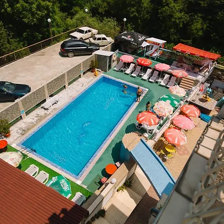 Family Mania Hotel Chiflik (Lovech)